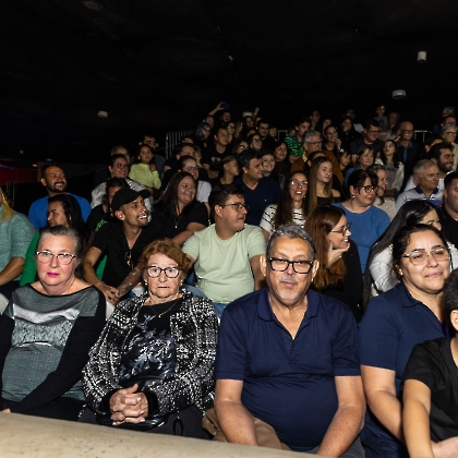 01.06.2025 - VIVA LAS VEGAS - APRESENTAÇÃO DO CURSO DE CIRCO EMPYREO-12