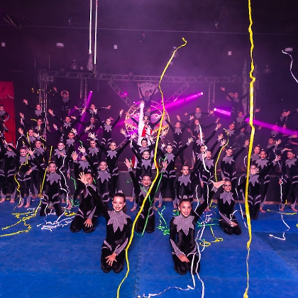 01.06.2025 - VIVA LAS VEGAS - APRESENTAÇÃO DO CURSO DE CIRCO EMPYREO-137