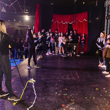 01.06.2025 - VIVA LAS VEGAS - APRESENTAÇÃO DO CURSO DE CIRCO EMPYREO-154