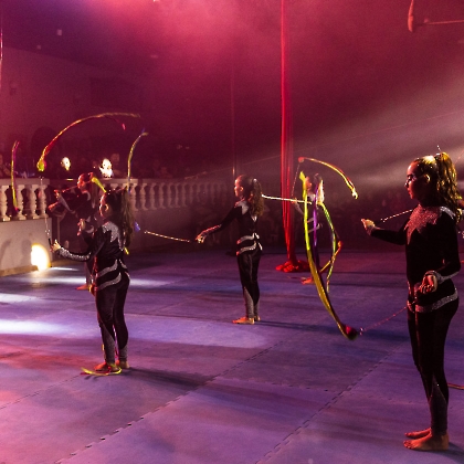 01.06.2025 - VIVA LAS VEGAS - APRESENTAÇÃO DO CURSO DE CIRCO EMPYREO-42