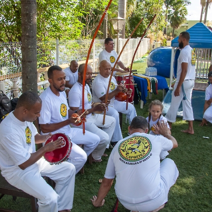 26.11.2022 - APRESENTAÇÃO DE CAPOEIRA E TROCA DE CORDAS DOS ALUNOS DO C.C.E-19