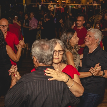 28.03.2025 - BAILE DO VERMELHO E PRETO (BANDA HOMENS DE PRETO)-246