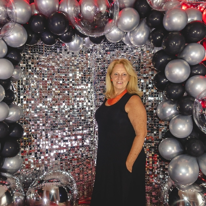 28.03.2025 - BAILE DO VERMELHO E PRETO (BANDA HOMENS DE PRETO)-38