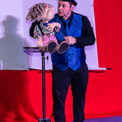 30.05.2025 - VIVA LAS VEGAS - APRESENTAÇÃO DO CURSO DE CIRCO EMPYREO-10