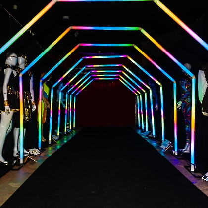 30.05.2025 - VIVA LAS VEGAS - APRESENTAÇÃO DO CURSO DE CIRCO EMPYREO-11