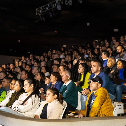 30.05.2025 - VIVA LAS VEGAS - APRESENTAÇÃO DO CURSO DE CIRCO EMPYREO-121