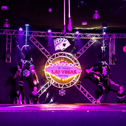 30.05.2025 - VIVA LAS VEGAS - APRESENTAÇÃO DO CURSO DE CIRCO EMPYREO-123