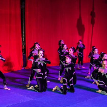 30.05.2025 - VIVA LAS VEGAS - APRESENTAÇÃO DO CURSO DE CIRCO EMPYREO-14