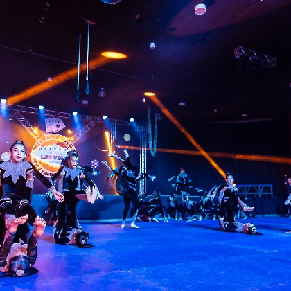 30.05.2025 - VIVA LAS VEGAS - APRESENTAÇÃO DO CURSO DE CIRCO EMPYREO-160