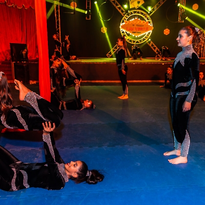 30.05.2025 - VIVA LAS VEGAS - APRESENTAÇÃO DO CURSO DE CIRCO EMPYREO-164