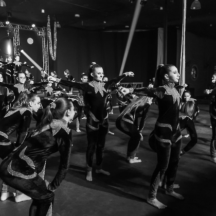 30.05.2025 - VIVA LAS VEGAS - APRESENTAÇÃO DO CURSO DE CIRCO EMPYREO-169