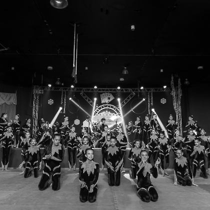 30.05.2025 - VIVA LAS VEGAS - APRESENTAÇÃO DO CURSO DE CIRCO EMPYREO-175