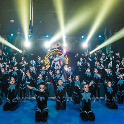 30.05.2025 - VIVA LAS VEGAS - APRESENTAÇÃO DO CURSO DE CIRCO EMPYREO-177