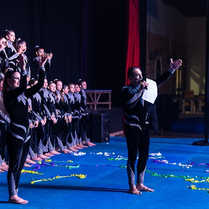 30.05.2025 - VIVA LAS VEGAS - APRESENTAÇÃO DO CURSO DE CIRCO EMPYREO-183