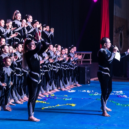 30.05.2025 - VIVA LAS VEGAS - APRESENTAÇÃO DO CURSO DE CIRCO EMPYREO-184