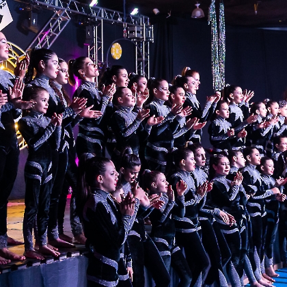 30.05.2025 - VIVA LAS VEGAS - APRESENTAÇÃO DO CURSO DE CIRCO EMPYREO-187