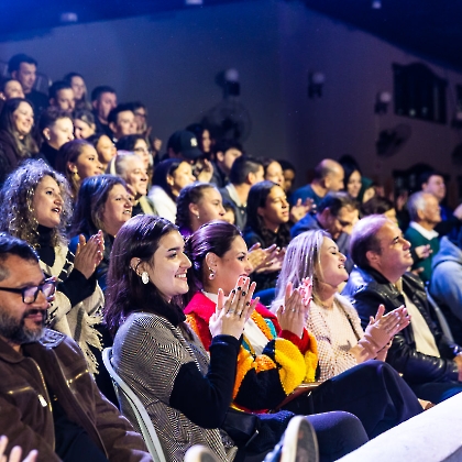 30.05.2025 - VIVA LAS VEGAS - APRESENTAÇÃO DO CURSO DE CIRCO EMPYREO-202