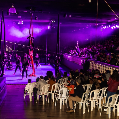 30.05.2025 - VIVA LAS VEGAS - APRESENTAÇÃO DO CURSO DE CIRCO EMPYREO-28