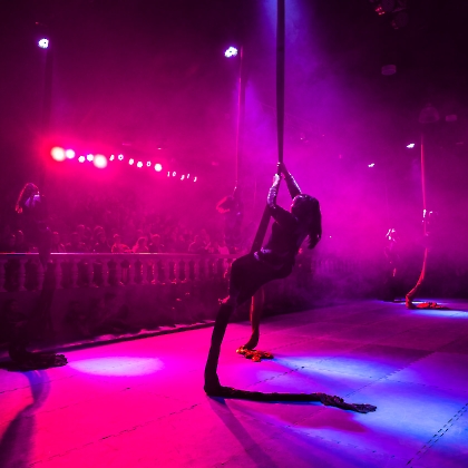 30.05.2025 - VIVA LAS VEGAS - APRESENTAÇÃO DO CURSO DE CIRCO EMPYREO-34