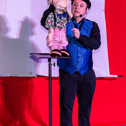 30.05.2025 - VIVA LAS VEGAS - APRESENTAÇÃO DO CURSO DE CIRCO EMPYREO-6