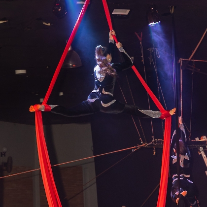 30.05.2025 - VIVA LAS VEGAS - APRESENTAÇÃO DO CURSO DE CIRCO EMPYREO-89