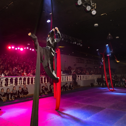 30.05.2025 - VIVA LAS VEGAS - APRESENTAÇÃO DO CURSO DE CIRCO EMPYREO-90