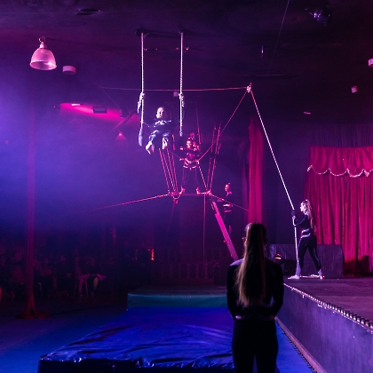 31.05.2025 - VIVA LAS VEGAS - APRESENTAÇÃO DO CURSO DE CIRCO EMPYREO-107