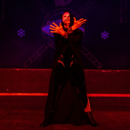 31.05.2025 - VIVA LAS VEGAS - APRESENTAÇÃO DO CURSO DE CIRCO EMPYREO-140