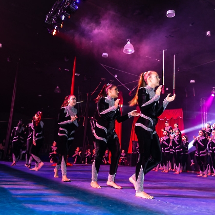 31.05.2025 - VIVA LAS VEGAS - APRESENTAÇÃO DO CURSO DE CIRCO EMPYREO-167