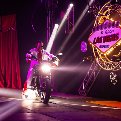 31.05.2025 - VIVA LAS VEGAS - APRESENTAÇÃO DO CURSO DE CIRCO EMPYREO-173