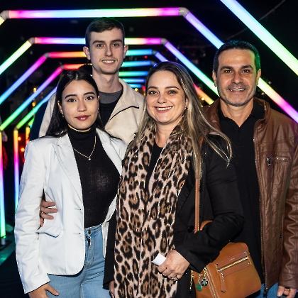 31.05.2025 - VIVA LAS VEGAS - APRESENTAÇÃO DO CURSO DE CIRCO EMPYREO-29