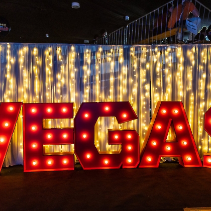 31.05.2025 - VIVA LAS VEGAS - APRESENTAÇÃO DO CURSO DE CIRCO EMPYREO-41